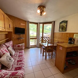 1-bedroom-appt-with-mountain-views.hotels-rhonealpes.com/